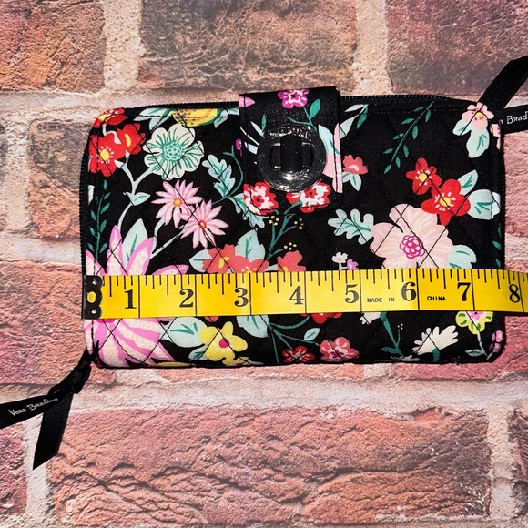 Vera Bradley Multicolor Floral Wallet - Picture 5 of 6